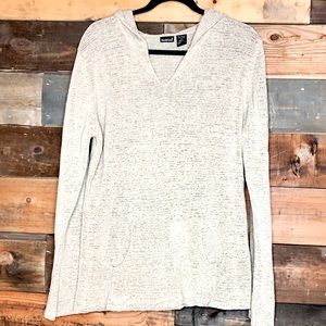 Northcrest | Cream Hoddie